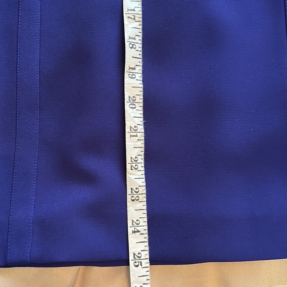 Suit - Picture 9 of 12